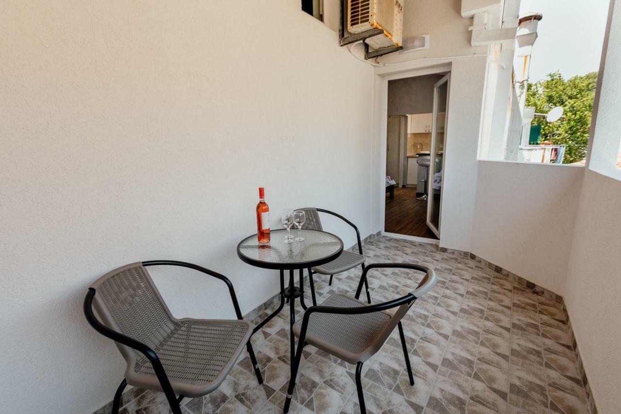 הרצג-נובי Apartman Mia מראה חיצוני תמונה